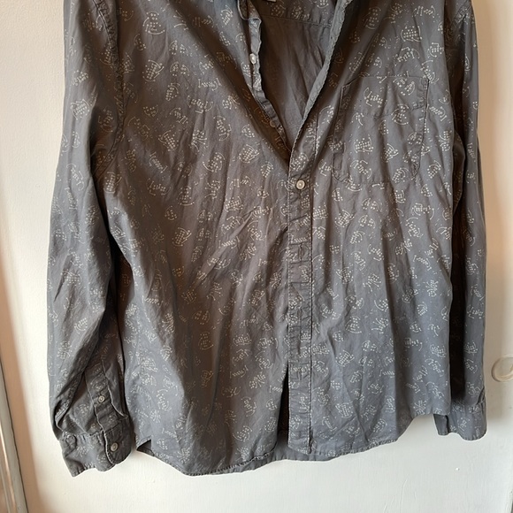 Button down dress shirt grey size large - Picture 4 of 9
